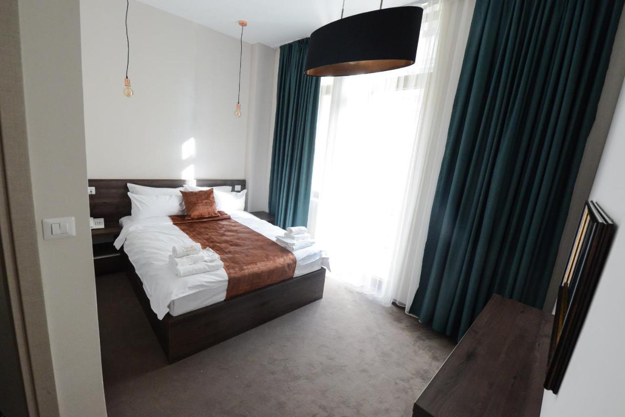Hotel Cara 28 Скоп'є Екстер'єр фото