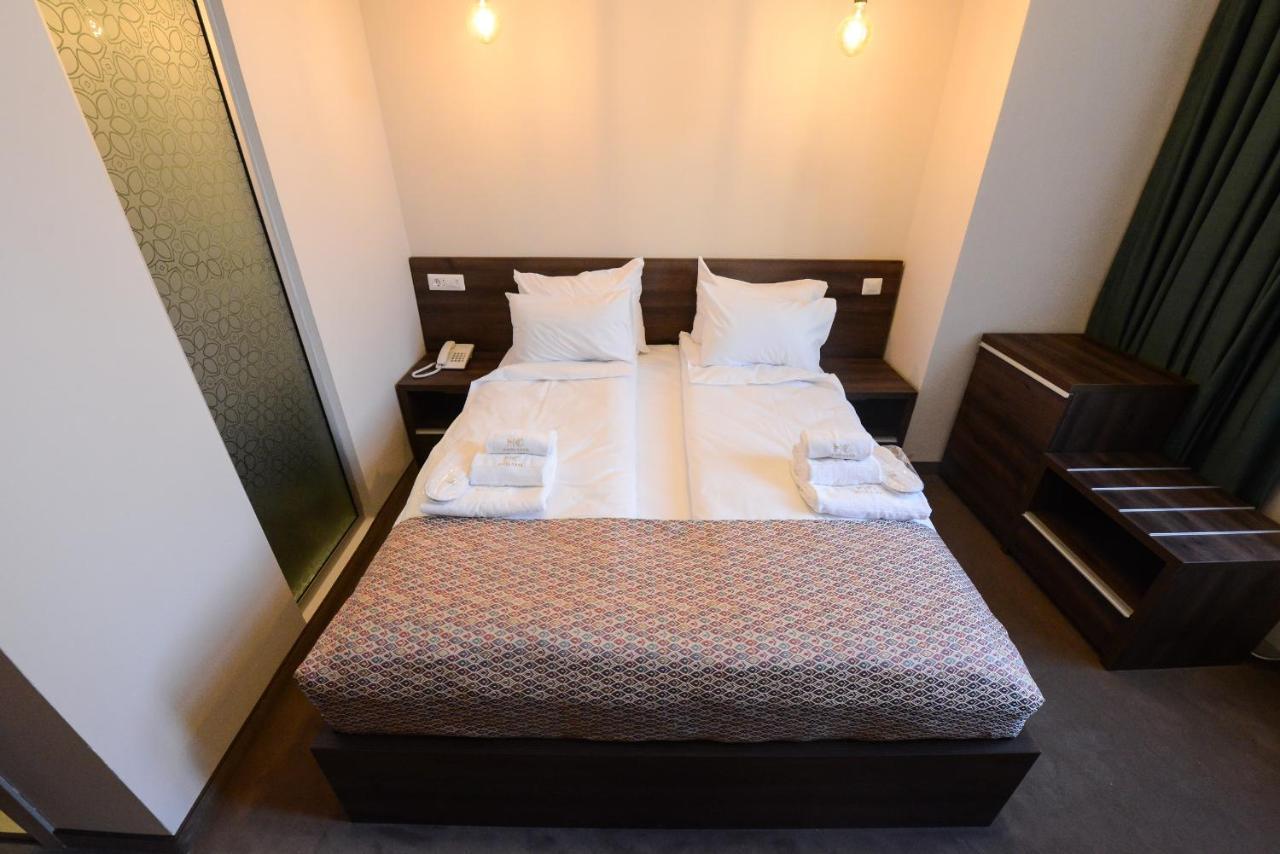 Hotel Cara 28 Скоп'є Екстер'єр фото