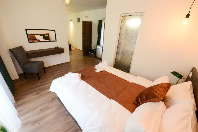 Hotel Cara 28 Скоп'є Екстер'єр фото